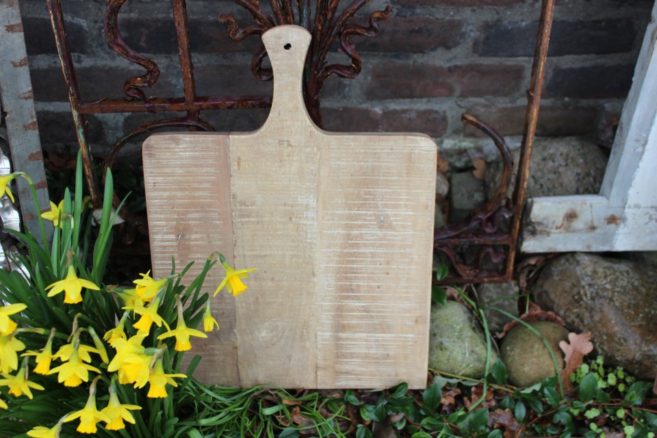 Oude houten snijplank/broodplank