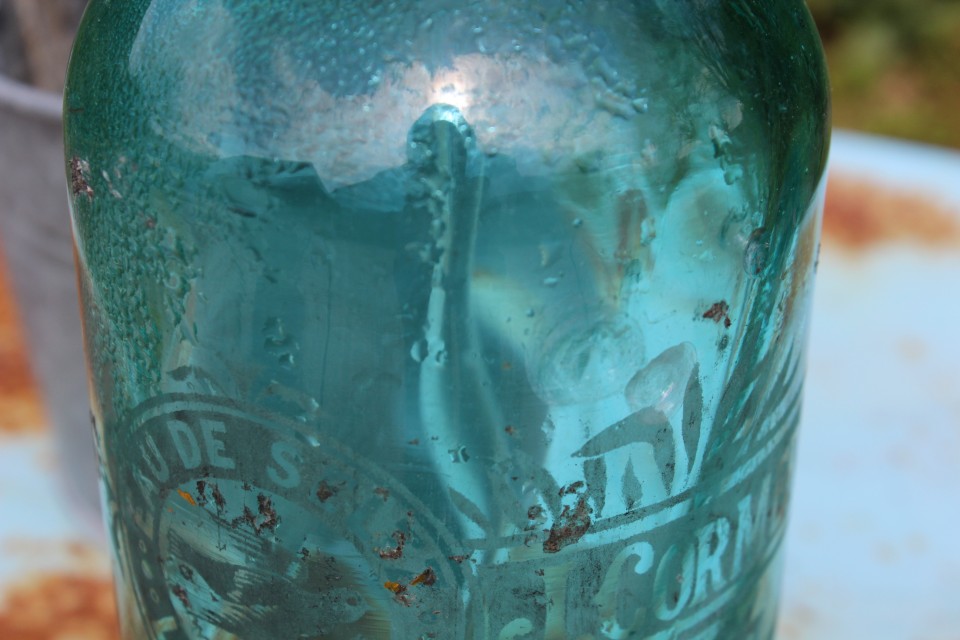 Oude zeegroene glazen spuitfles Pont Rousseau