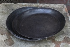 Oude ronde metalen bakvorm